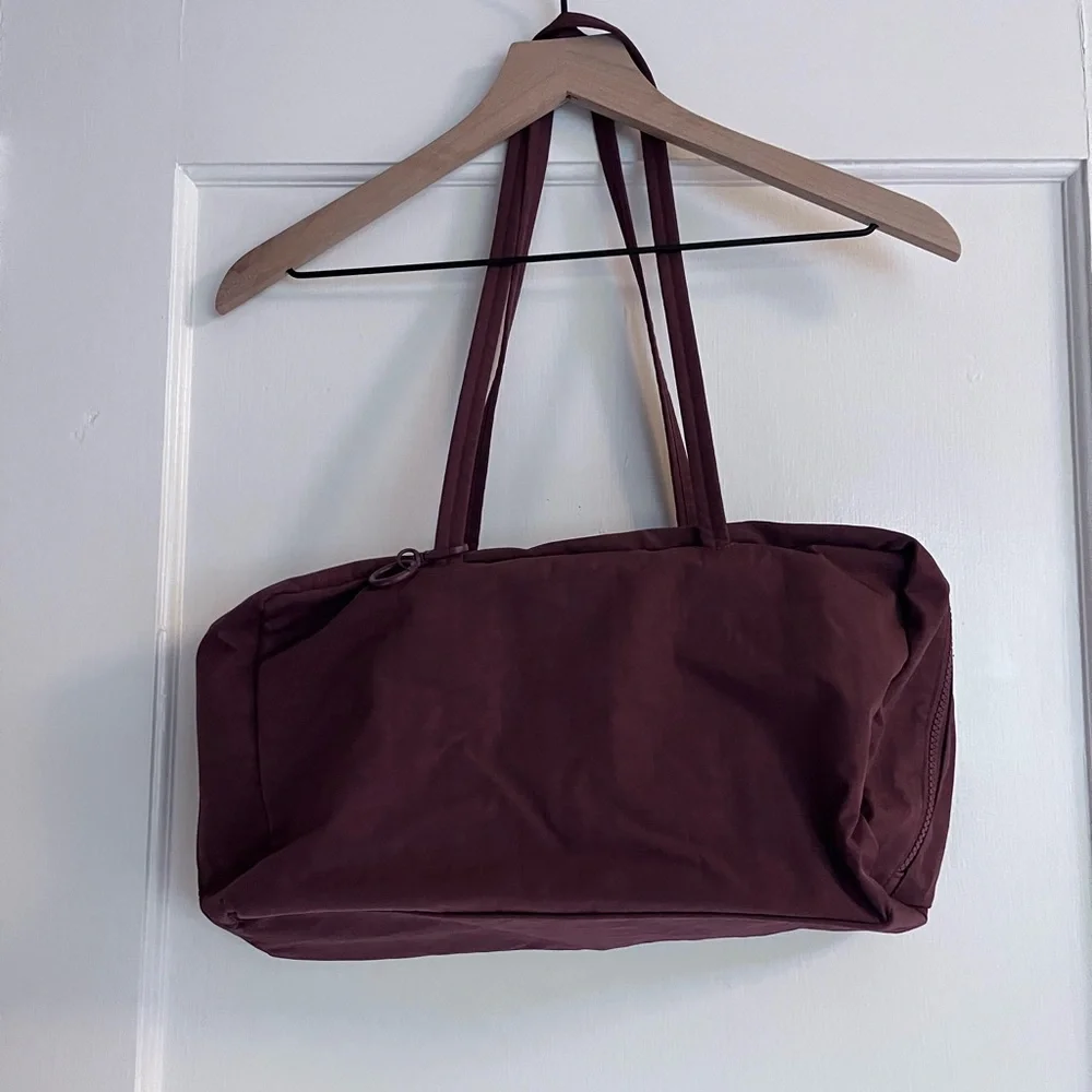 Baggu  Medium Nylon Bowler Bag
Mahogany - Picture 5 of 6